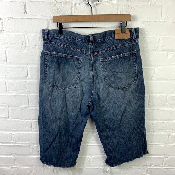Calvin Klein Men's Cutt-Off Denim Shorts High Rise Flat Front Blue Size 36 - Picture 2 of 5